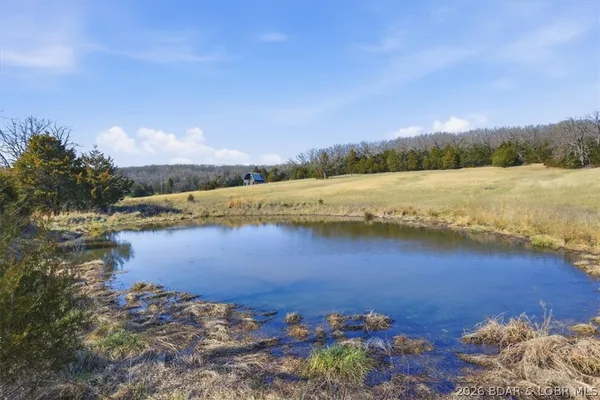 $1,450,000 | 40773 Waisner Avenue, Edwards, MO 65326