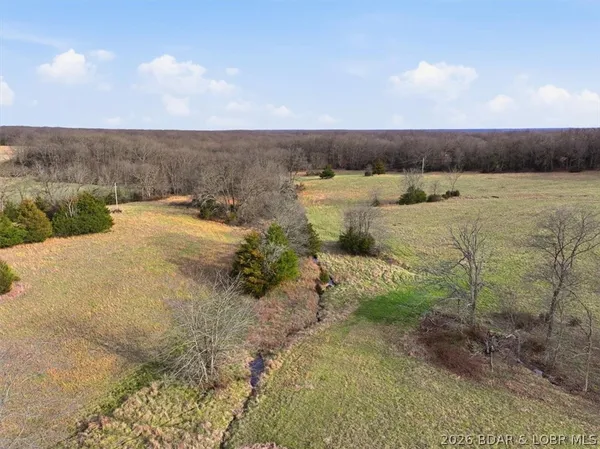 $1,450,000 | 40773 Waisner Avenue, Edwards, MO 65326
