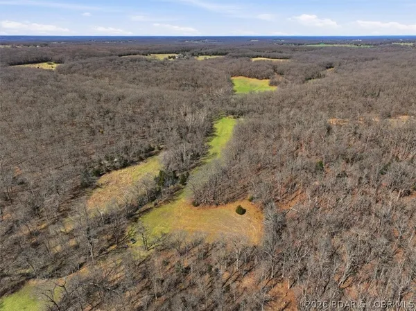 $1,450,000 | 40773 Waisner Avenue, Edwards, MO 65326