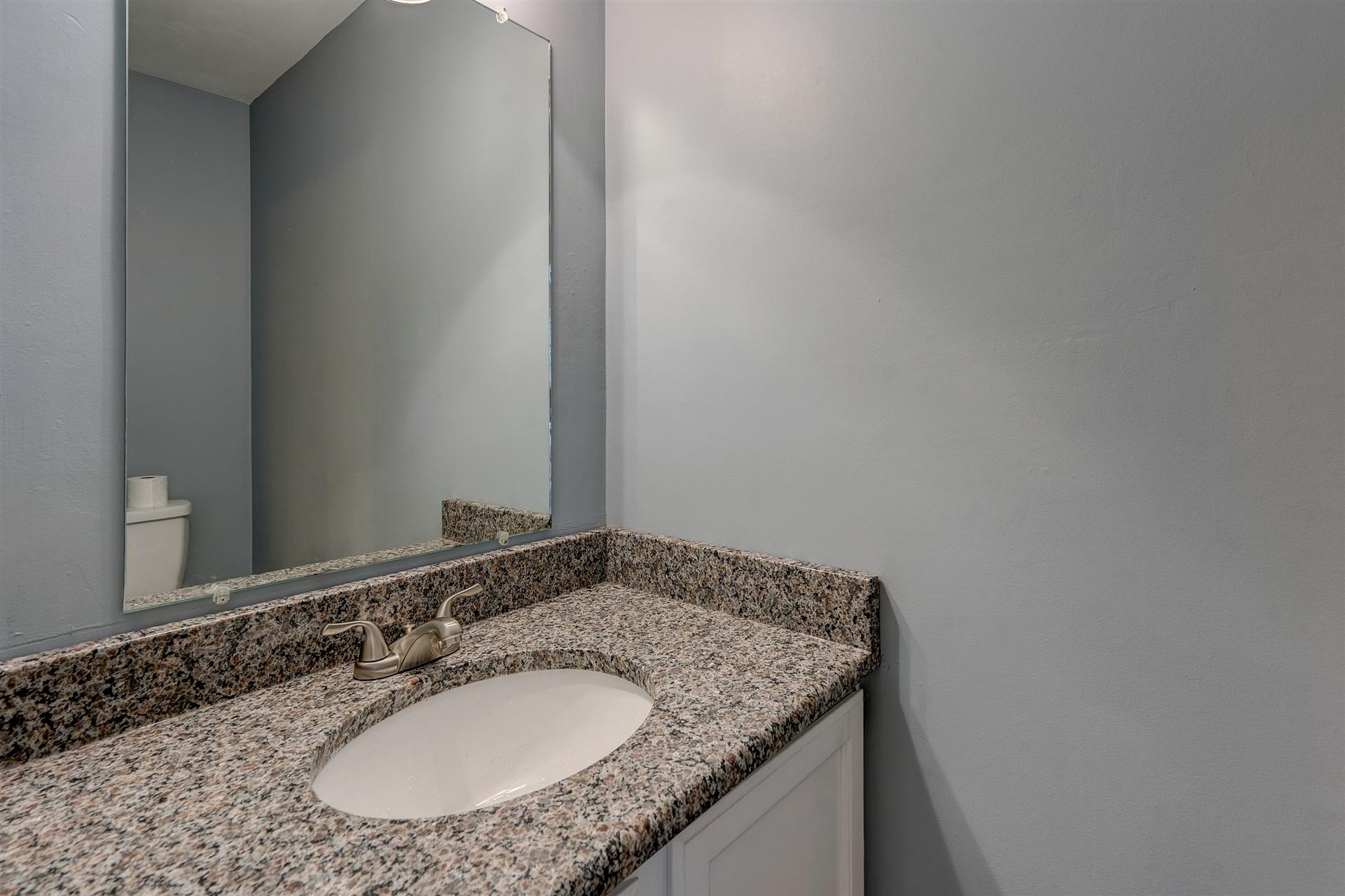 2304 Mt Vernon Road Southwest Roanoke, VA 24015 - Photo 22 of 47 19-DSC00096-3_097-3_098-3_099-3_100