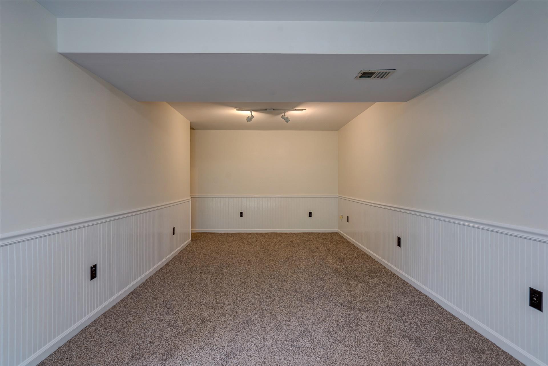 2304 Mt Vernon Road Southwest Roanoke, VA 24015 - Photo 40 of 47 37-DSC00191-3_2-3_3-3_4-3_5-3