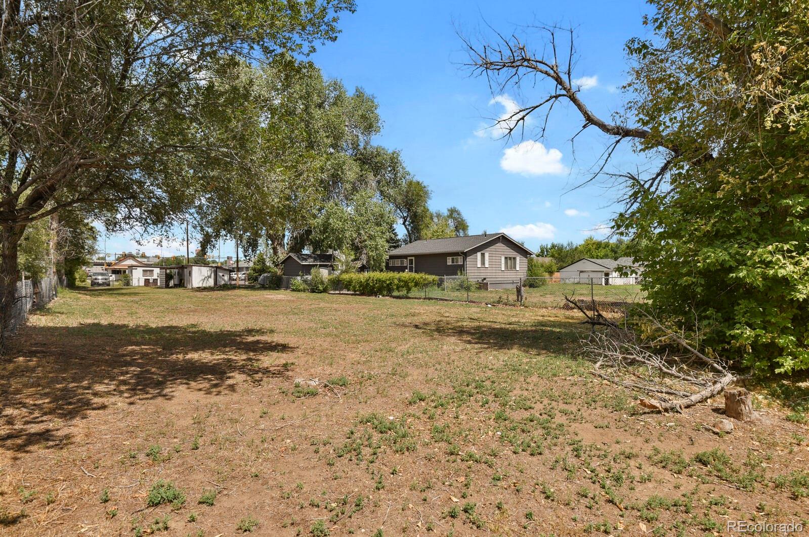 12400 West 44th Avenue Wheat Ridge, CO 80033 - Photo 27 of 31 a view of yard with green space