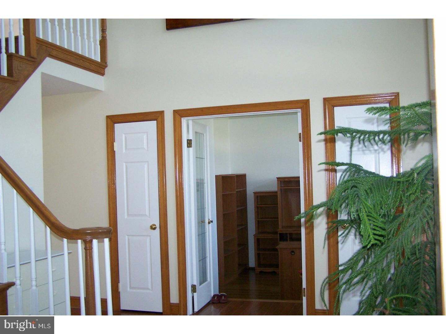 225 Ridings Way Ambler, PA 19002 - Photo 3 of 25 Gallery Image 3