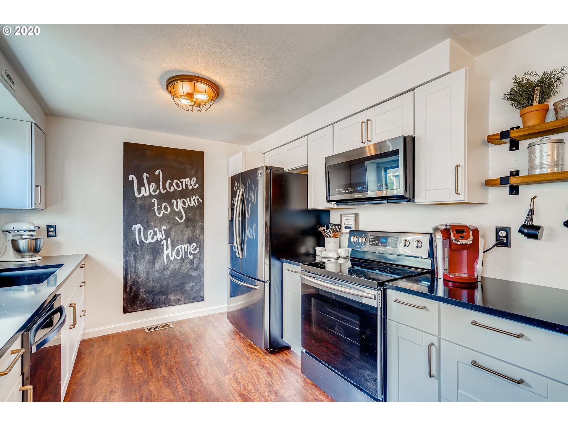 3830 Southeast 67th Avenue Portland, OR 97206 - Photo 11 of 30