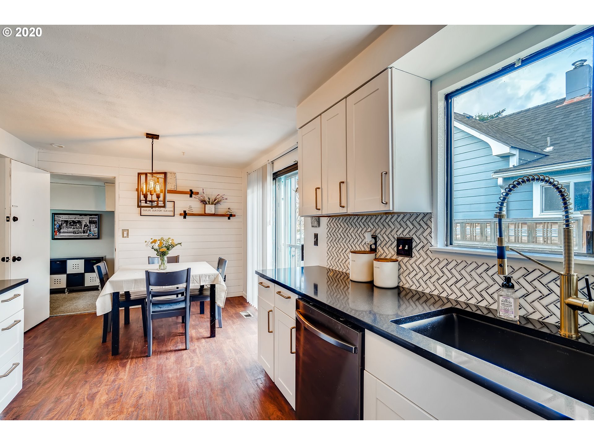 3830 Southeast 67th Avenue Portland, OR 97206 - Photo 12 of 30