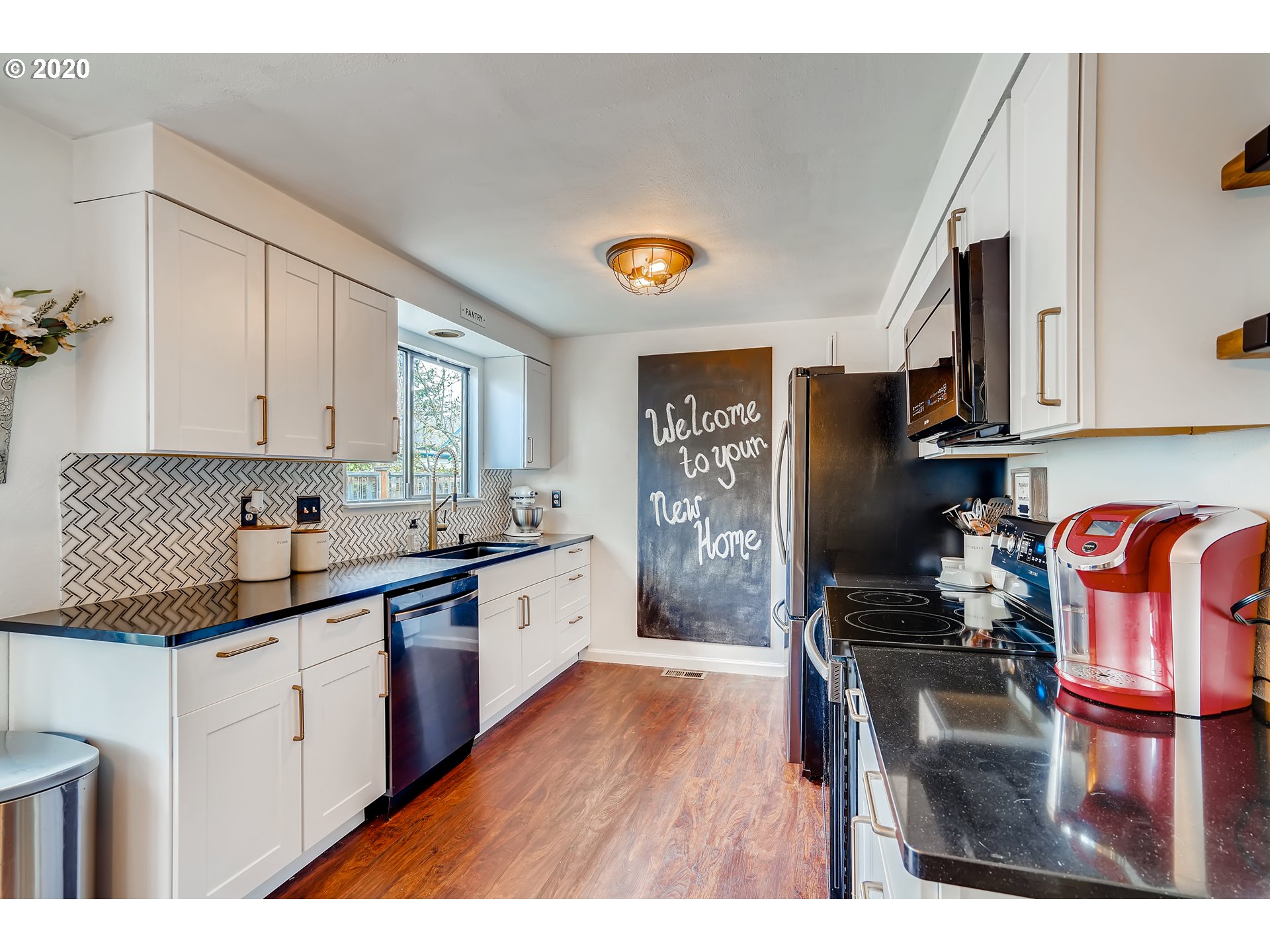 3830 Southeast 67th Avenue Portland, OR 97206 - Photo 10 of 30