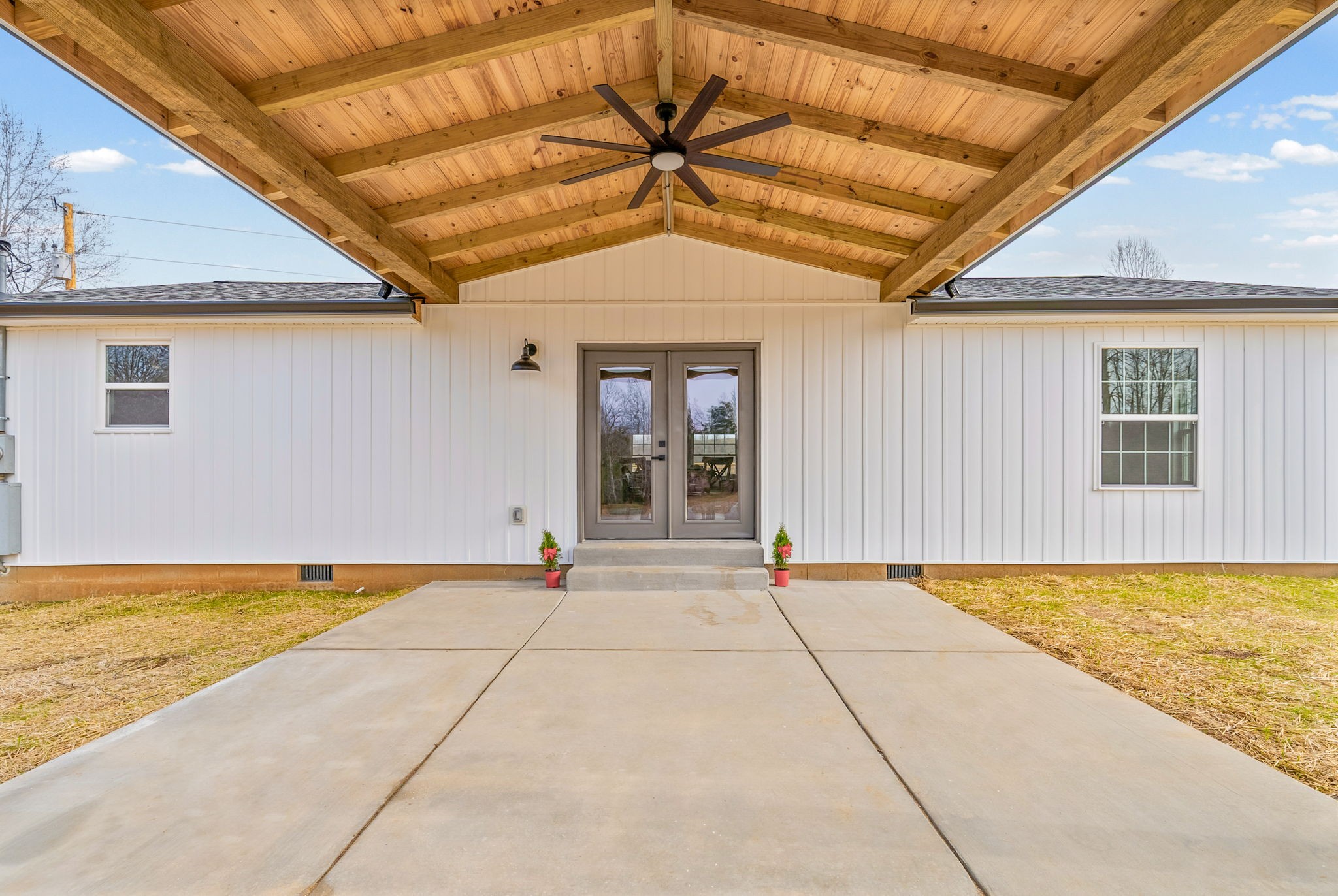 84 Sam Mathis Road Erin, TN 37061 - Photo 2 of 29 Gallery Image 2