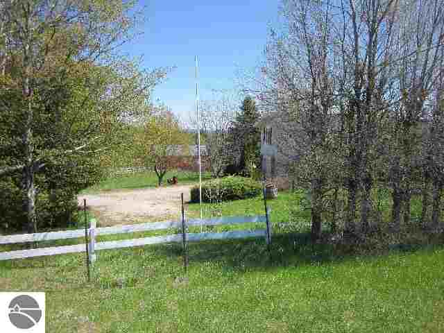 18160 Center Road Traverse City, MI 49686 - Photo 10 of 28 1745549-9.JPG