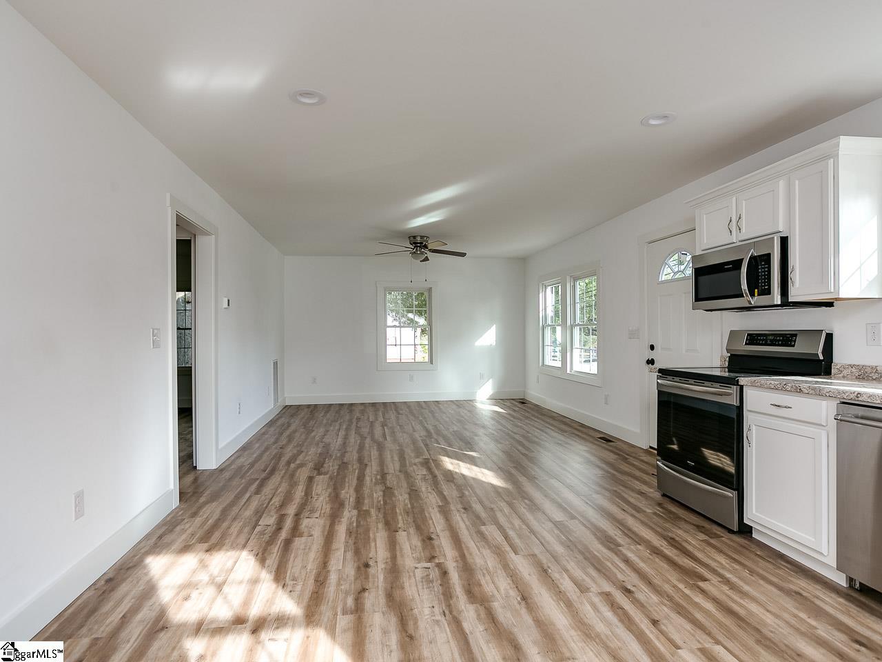 86 North Main Street Inman, SC 29349 - Photo 5 of 18