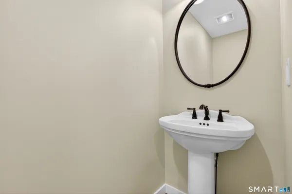 $619,900 | 86 Hi-Lea Farm Road, Colchester, CT 06415