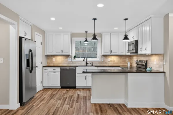 $619,900 | 86 Hi-Lea Farm Road, Colchester, CT 06415