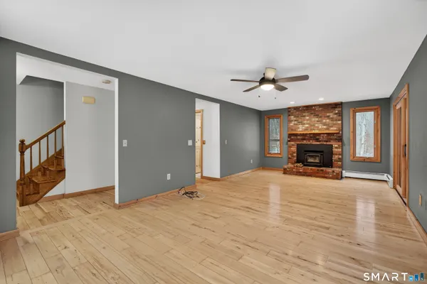 $619,900 | 86 Hi-Lea Farm Road, Colchester, CT 06415