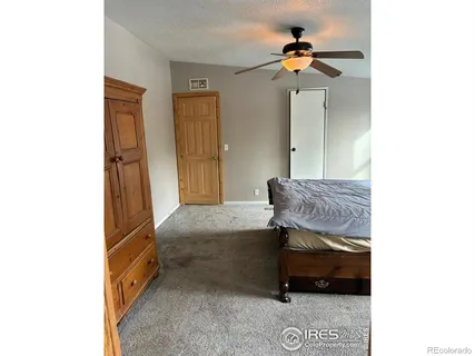 a view of an entryway with sitting area