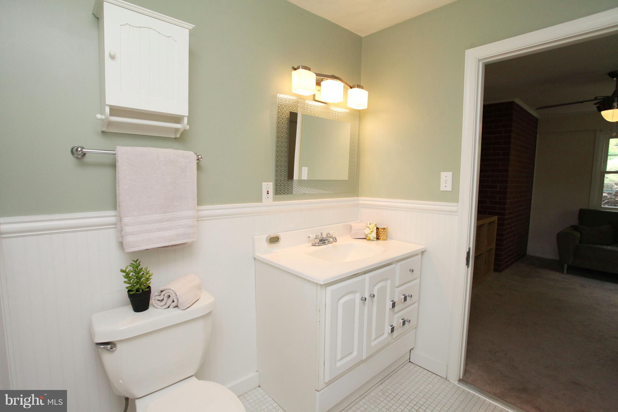 306 Whitestone Road Silver Spring, MD 20901 - Photo 12 of 30 Bath