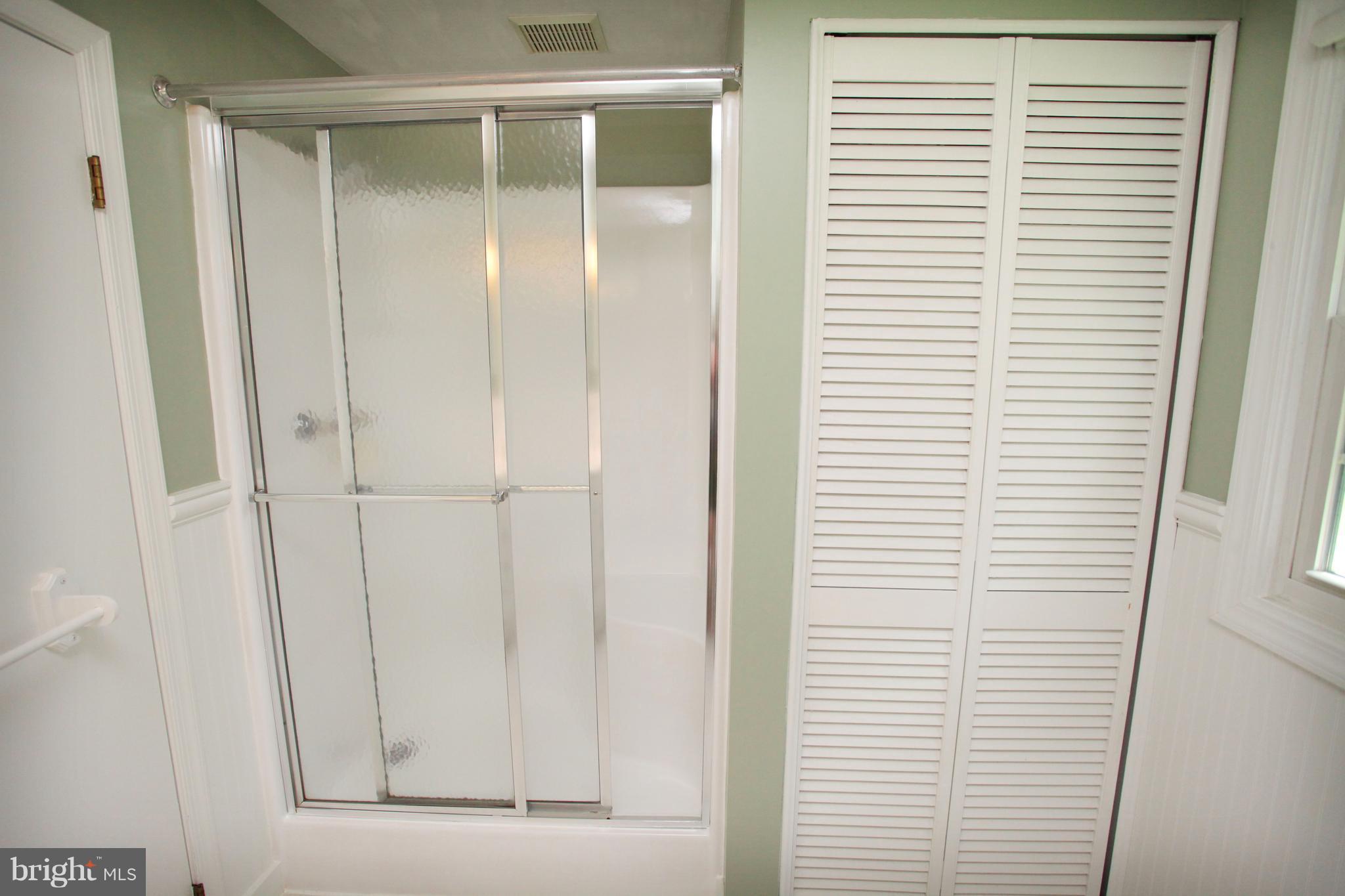 306 Whitestone Road Silver Spring, MD 20901 - Photo 14 of 30 Bath