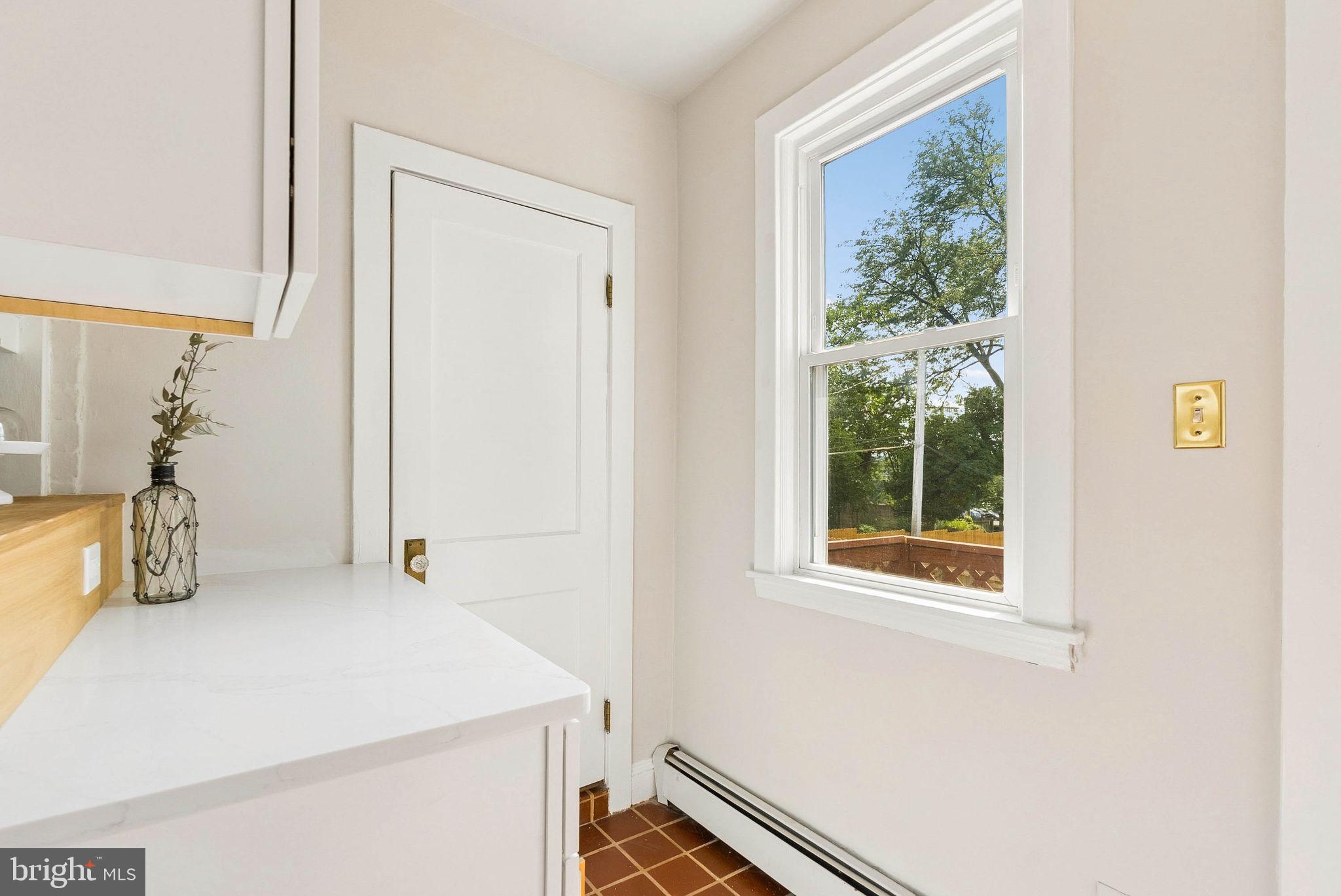 4018 Roland Avenue Baltimore, MD 21211 - Photo 17 of 42