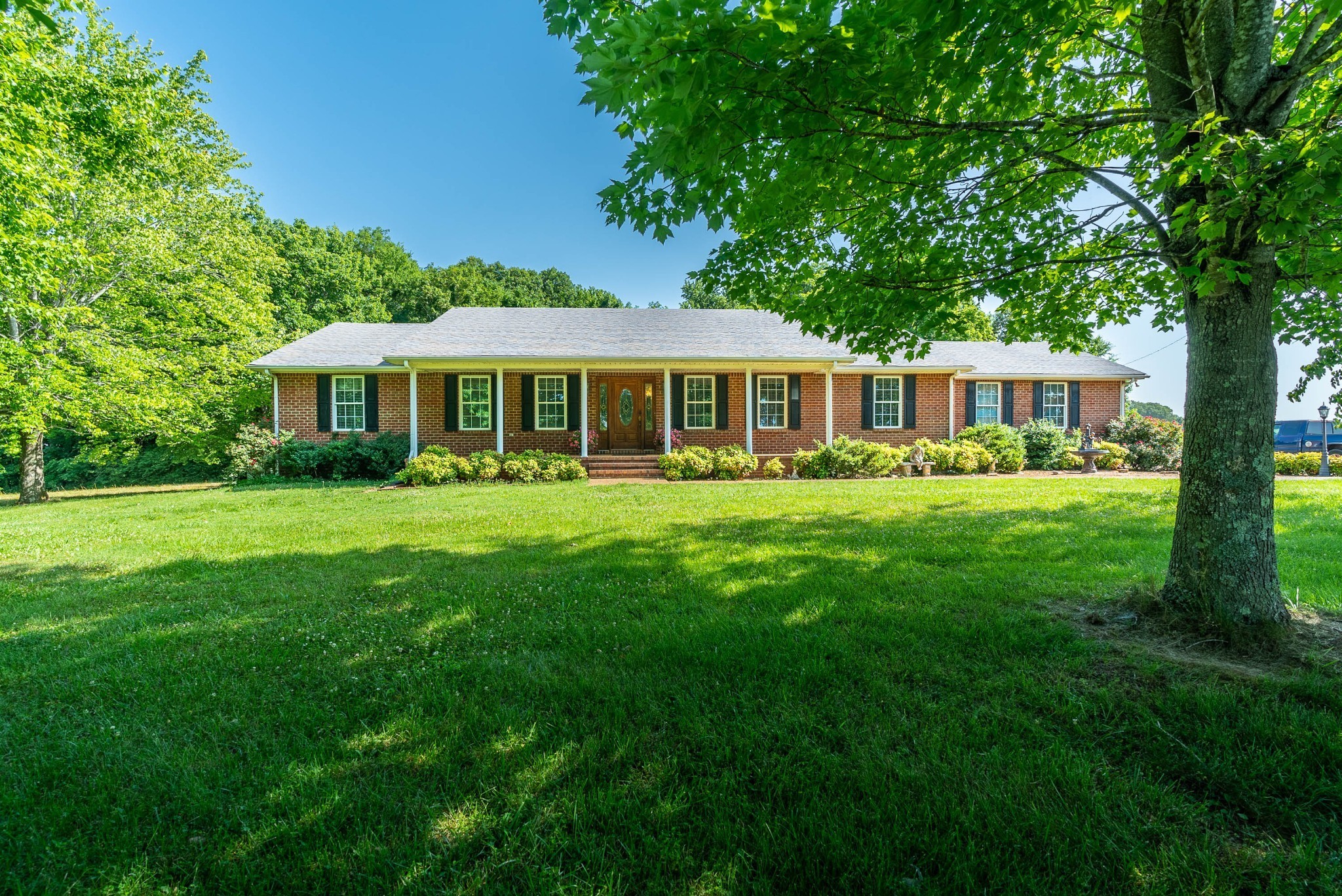 1000 Charlie Reed Road Chapmansboro, TN 37035 - Photo 2 of 41 Gallery Image 2