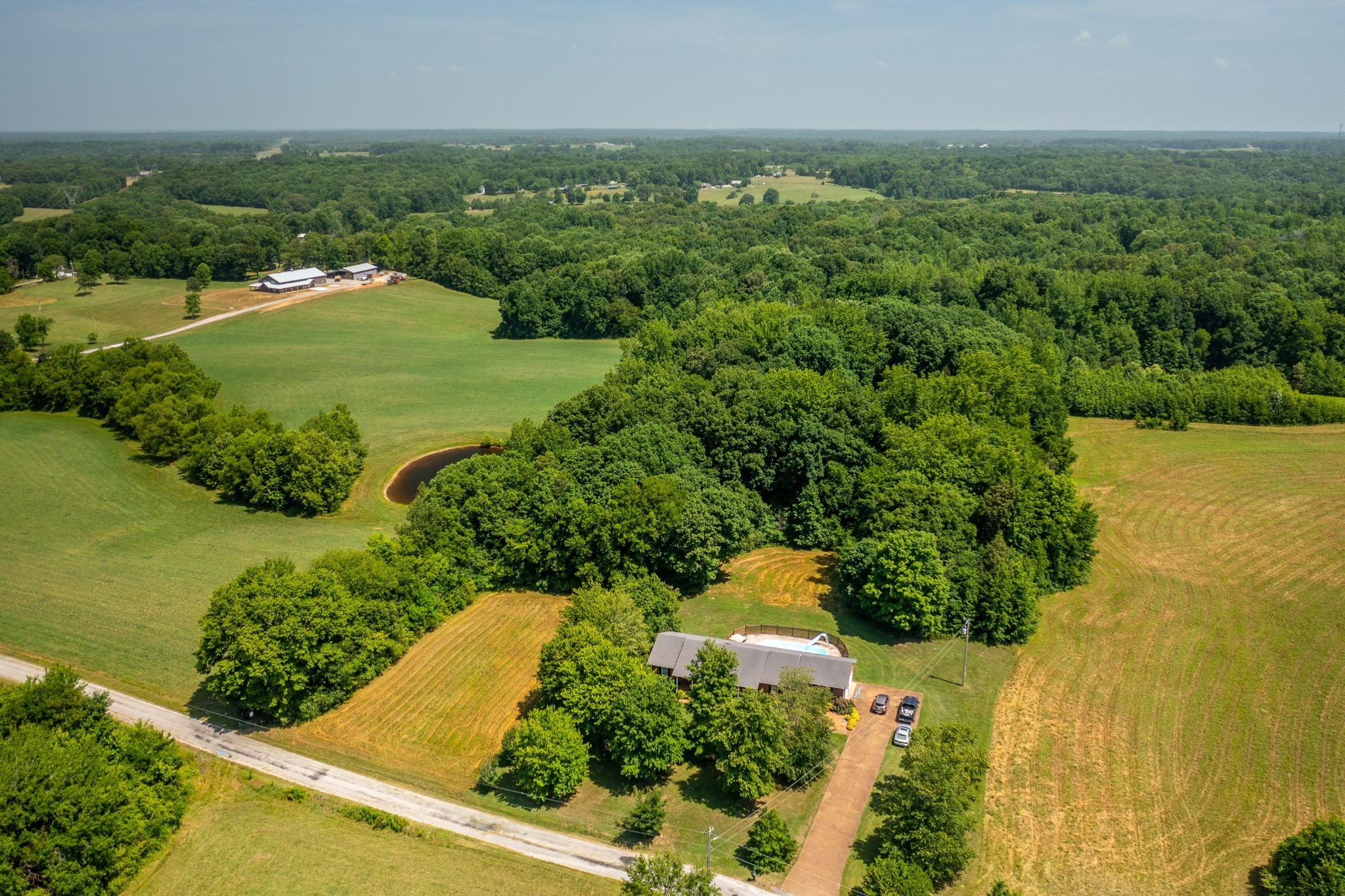 1000 Charlie Reed Road Chapmansboro, TN 37035 - Photo 4 of 41 Gallery Image 4