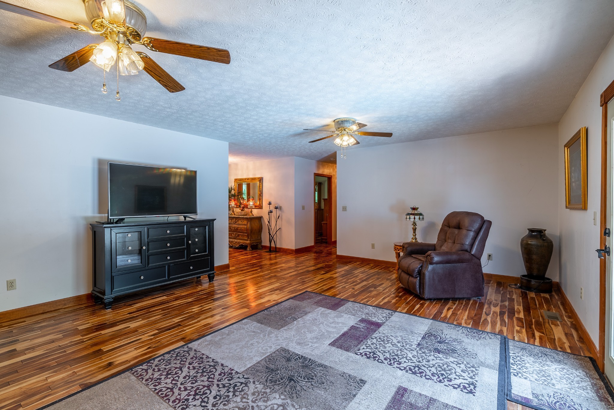 1000 Charlie Reed Road Chapmansboro, TN 37035 - Photo 8 of 41 Gallery Image 8