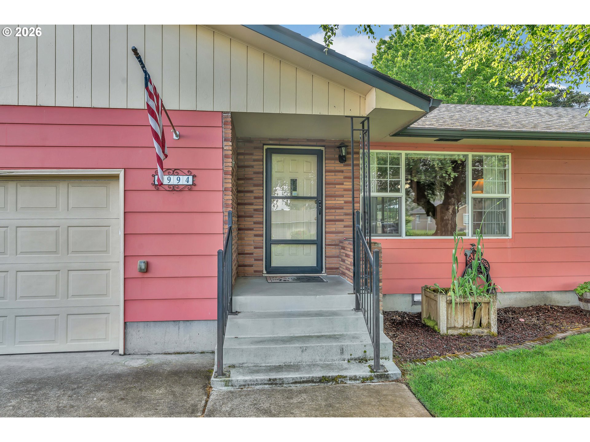 994 33rd Avenue Longview, WA 98632 - Photo 4 of 34
