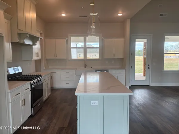 $594,500 | 5184 Crick Lane, Hernando, MS 38632