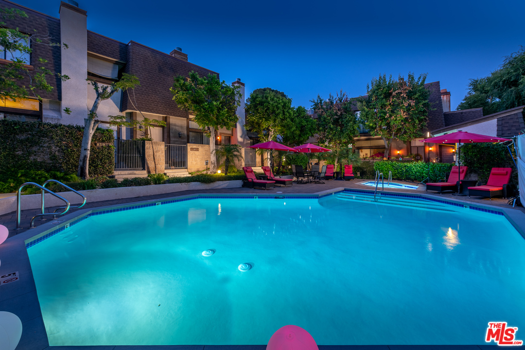 13963 Riverside Drive Sherman Oaks, CA 91423 - Photo 1 of 43
