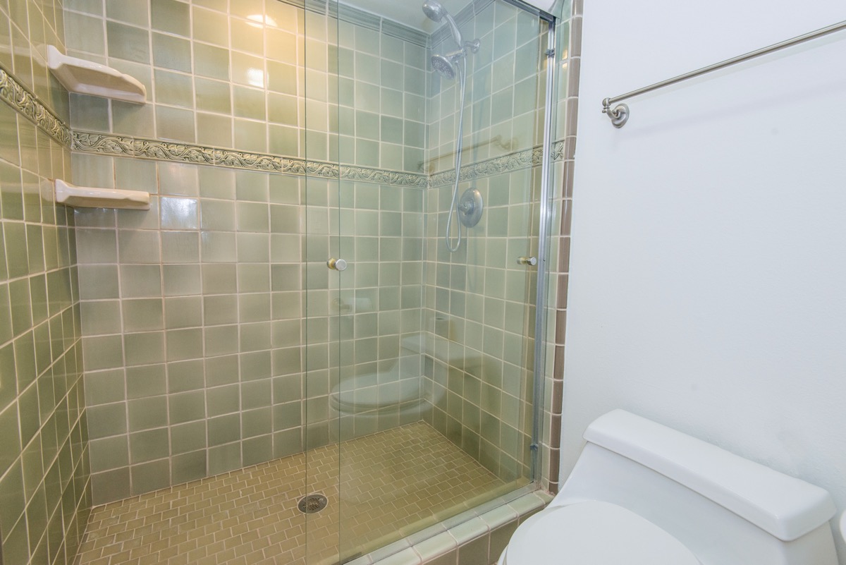 13963 Riverside Drive Sherman Oaks, CA 91423 - Photo 14 of 43