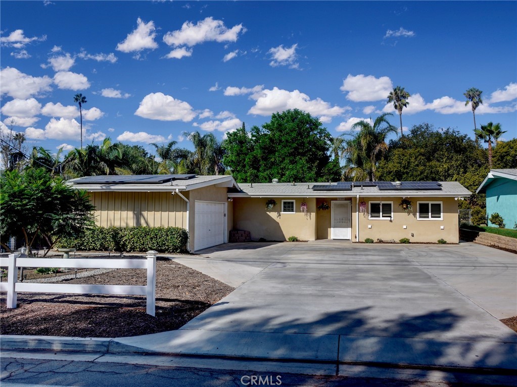 339 Summit Avenue Fallbrook, CA 92028 - Photo 1 of 1 Gallery Image 1