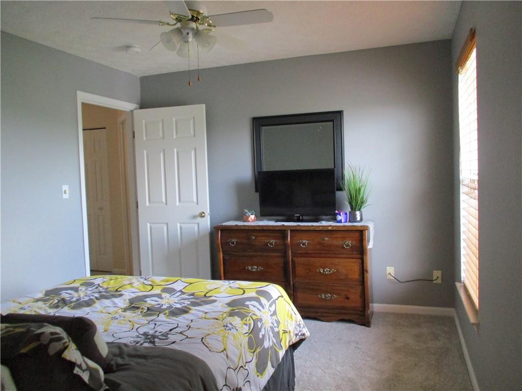 8821 Hilltop Road Irwin, PA 15642 - Photo 17 of 25 Gallery Image 17