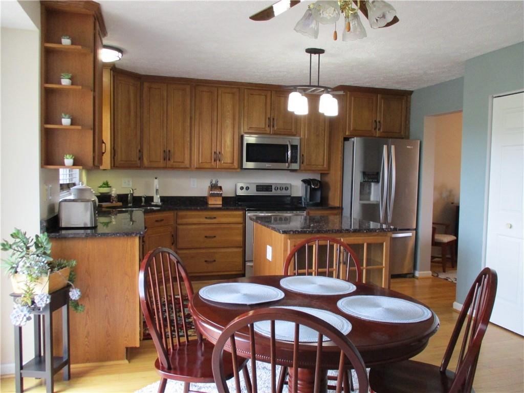 8821 Hilltop Road Irwin, PA 15642 - Photo 5 of 25 Gallery Image 5