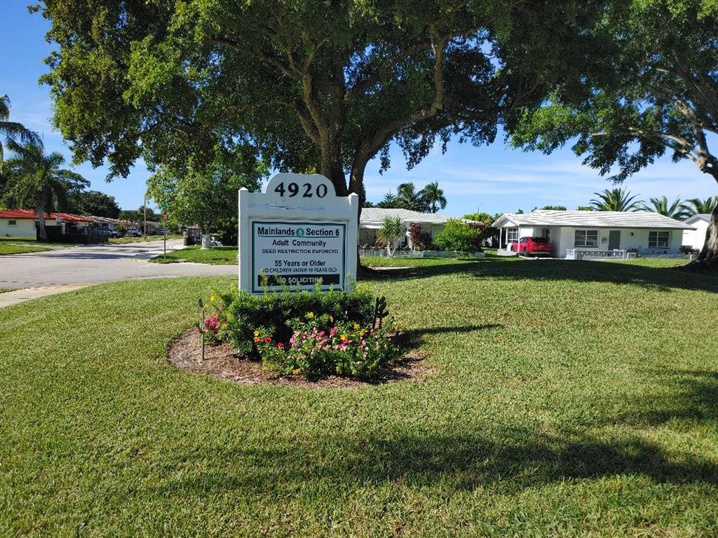5004 Northwest 49th Road Tamarac, FL 33319 - Photo 14 of 16 a view of a garden