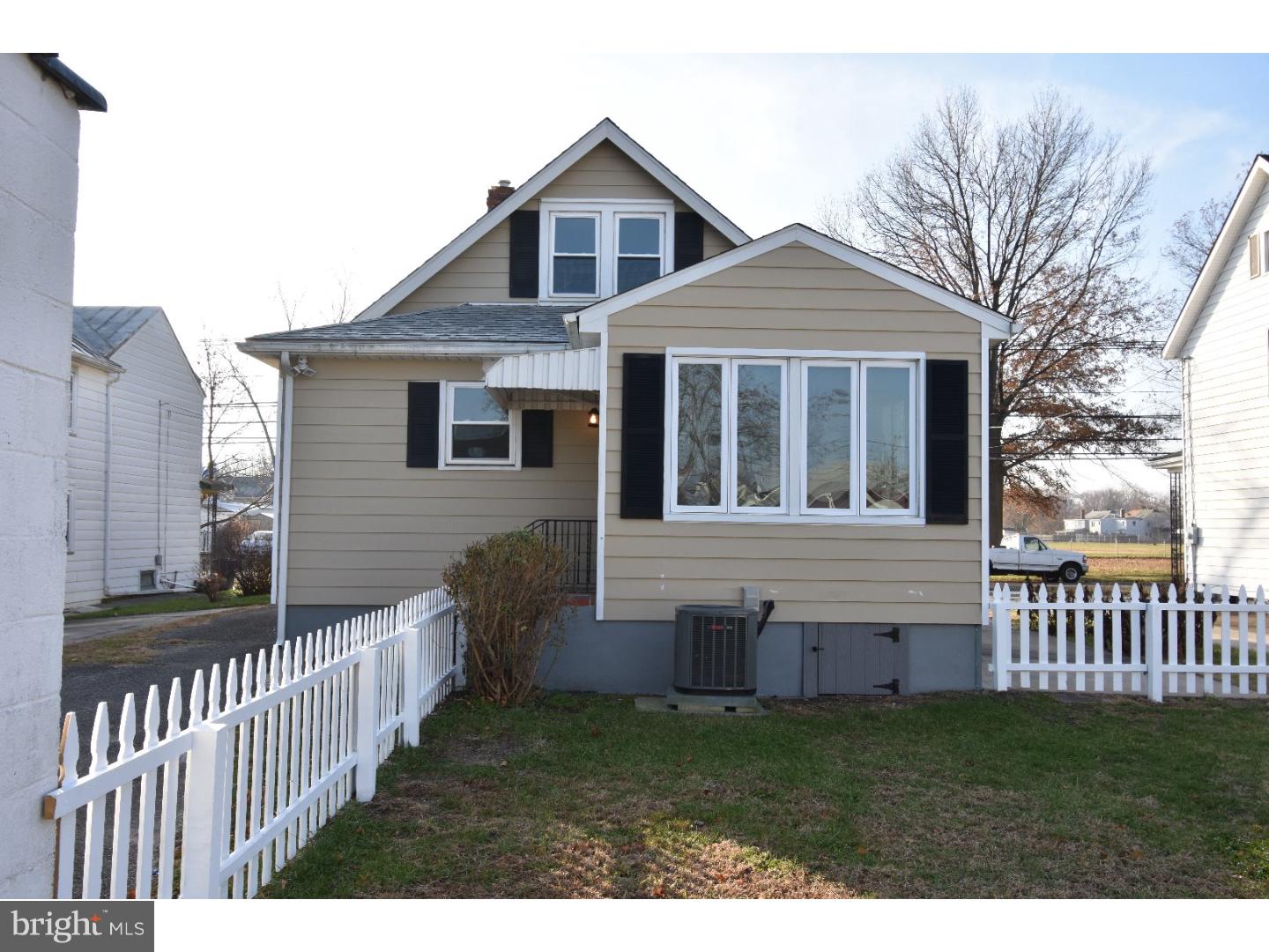 763 Columbus Road Burlington, NJ 08016 - Photo 2 of 18 Gallery Image 2