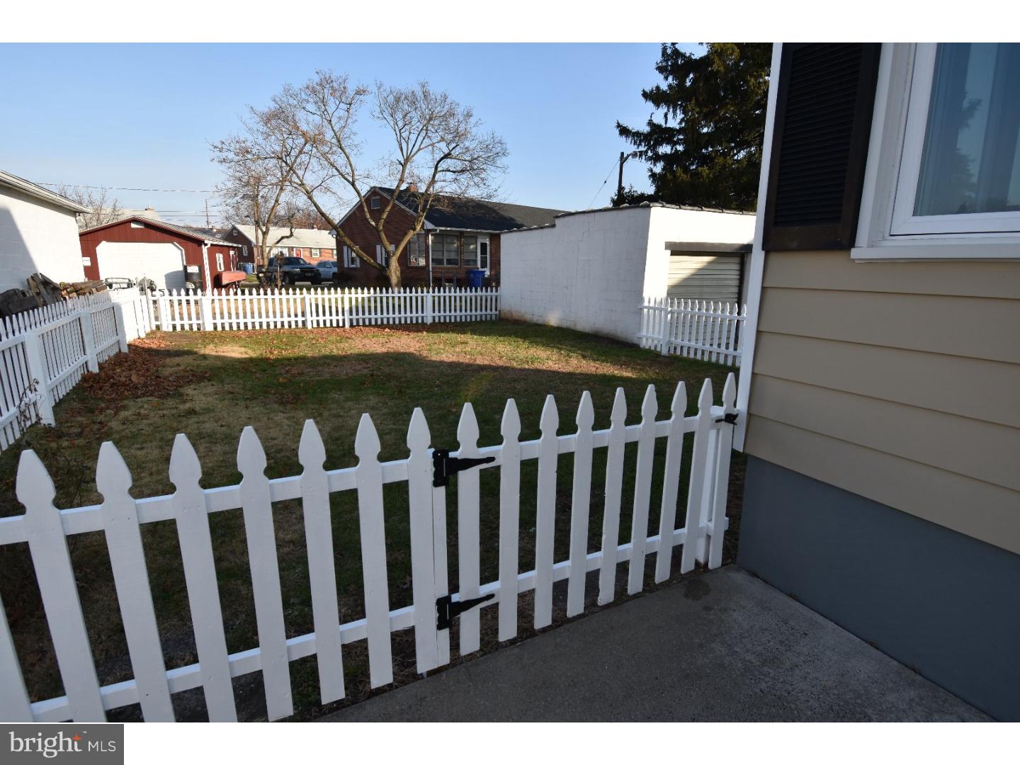 763 Columbus Road Burlington, NJ 08016 - Photo 3 of 18 Gallery Image 3