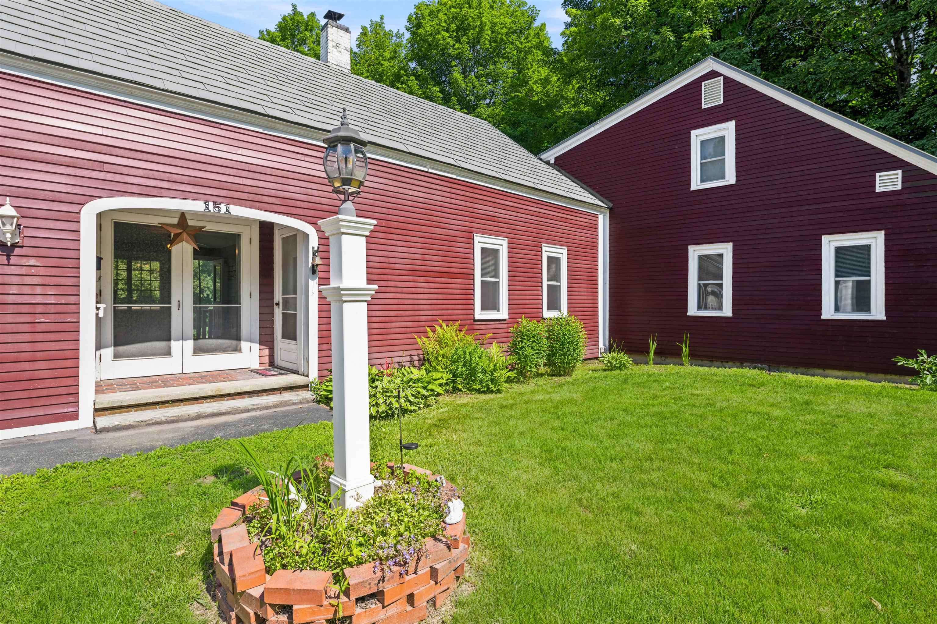 151 South Main Street Colebrook, NH 03576 - Photo 11 of 60