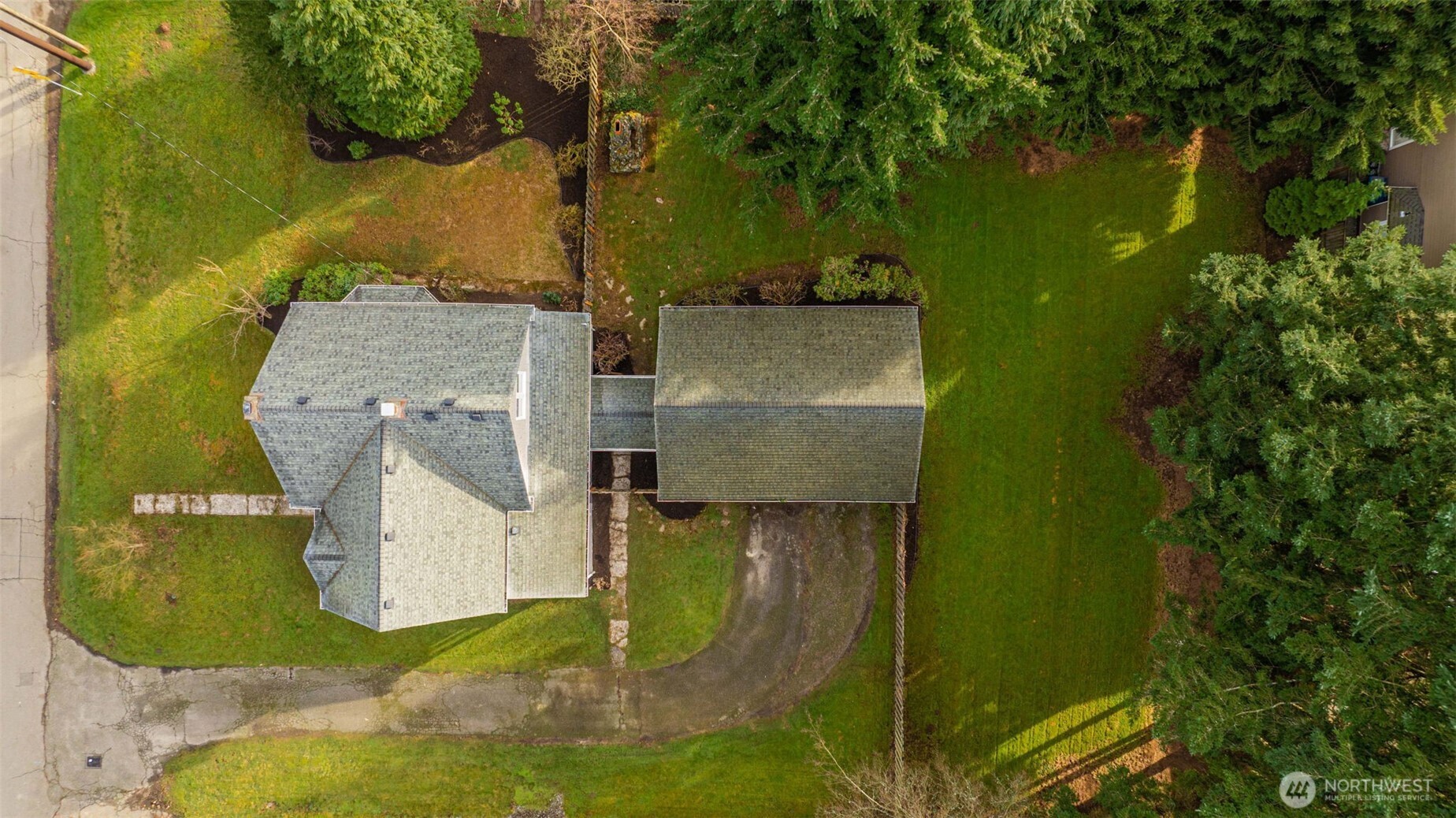 217 6th Street Snohomish, WA 98290 - Photo 36 of 40 an aerial view of a house with a yard
