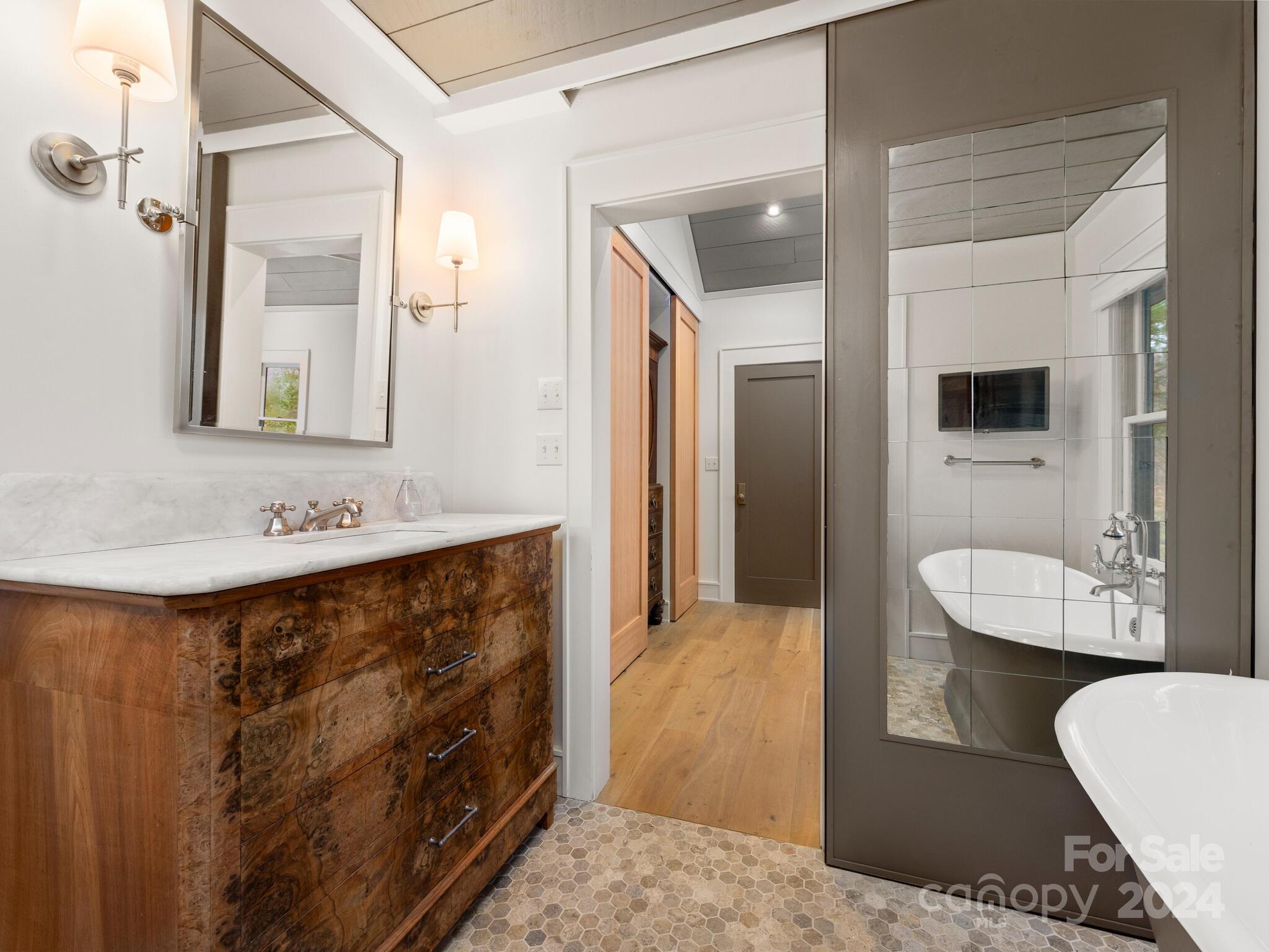204 Potato Branch Road Leicester, NC 28748 - Photo 13 of 32 Gallery Image 13
