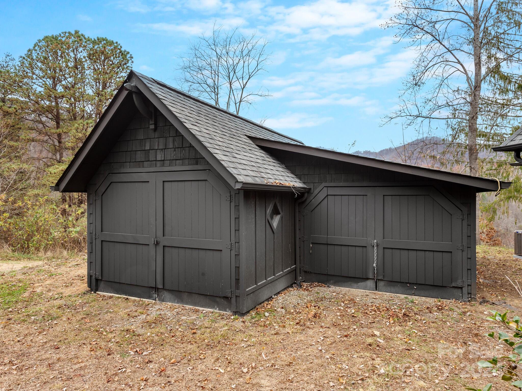 204 Potato Branch Road Leicester, NC 28748 - Photo 21 of 32 Gallery Image 21