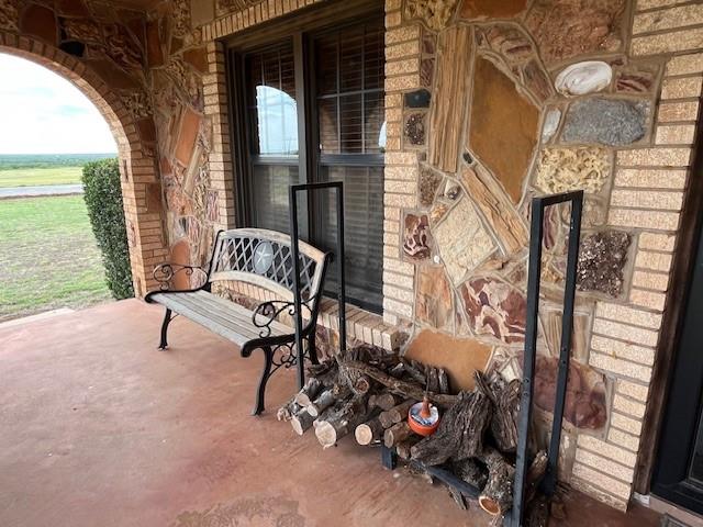 1163 State Highway 70 Rotan, TX 79546 - Photo 4 of 40 Front porch