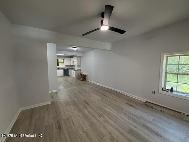 34 Leo Eaves Road Picayune, MS 39466 - Photo 5 of 19 Living Area and Kitchen View