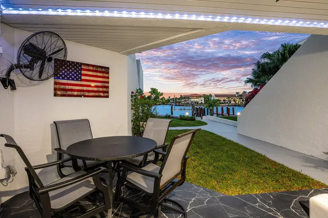 $2,450,000 | 931 Palm Trail, Unit 4, Delray Beach, FL 33483