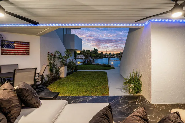 $2,450,000 | 931 Palm Trail, Unit 4, Delray Beach, FL 33483