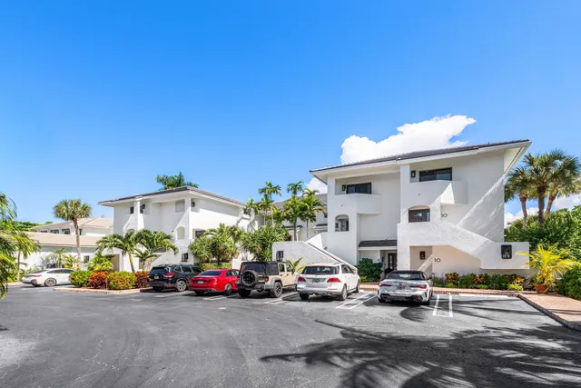 $2,450,000 | 931 Palm Trail, Unit 4, Delray Beach, FL 33483