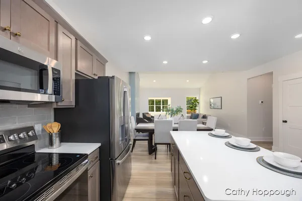 $375,000 | 1976 Aspen Vly Lane, Ionia, MI 48846