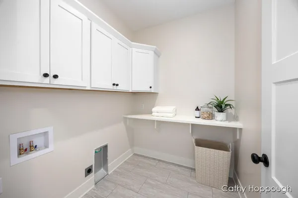 $375,000 | 1976 Aspen Vly Lane, Ionia, MI 48846