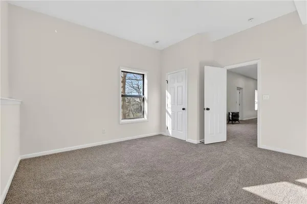 $420,000 | 2619 Southwest Morningside Drive, Blue Springs, MO 64015