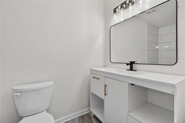 $420,000 | 2619 Southwest Morningside Drive, Blue Springs, MO 64015