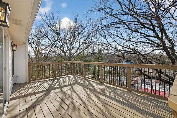 $420,000 | 2619 Southwest Morningside Drive, Blue Springs, MO 64015