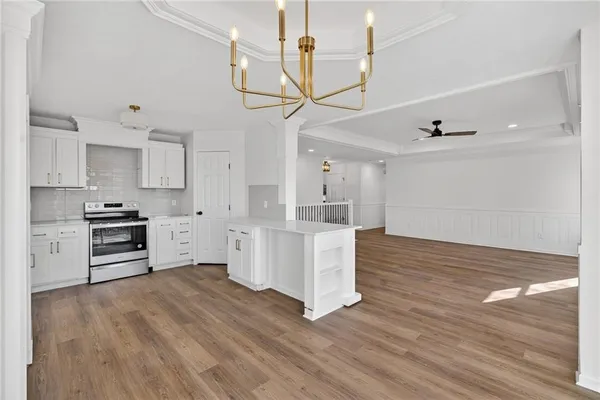 $420,000 | 2619 Southwest Morningside Drive, Blue Springs, MO 64015