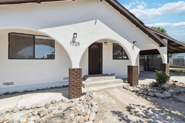 $354,998 | 1725 California Avenue, Dos Palos, CA 93620