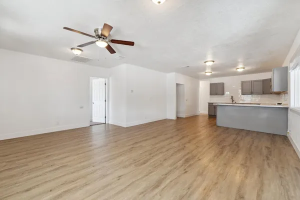 $354,998 | 1725 California Avenue, Dos Palos, CA 93620